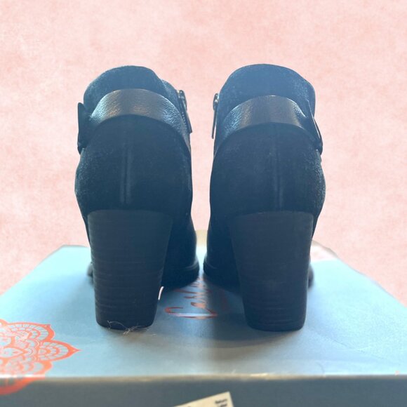 Clanks Black Leather Block Heel Ankle Boots – Size 8.5 - Picture 5 of 5